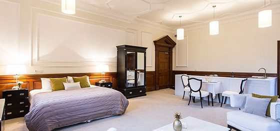 bedroom-kitchen-facilities
