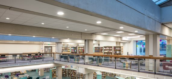 37-oxford-library-3z7a2335